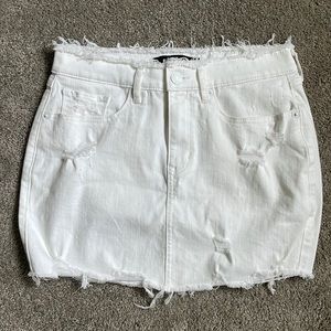 White denim skirt from EXPRESS, size 4